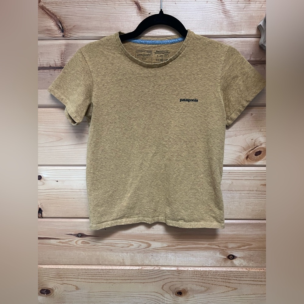 Patagonia Women’s Responsibili.Tee